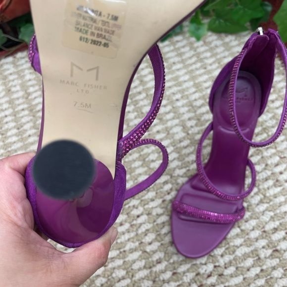 MARC FISHER LTD Carita Ankle Strap Heeled Sandal in Purple Size 7.5 - Picture 11 of 12